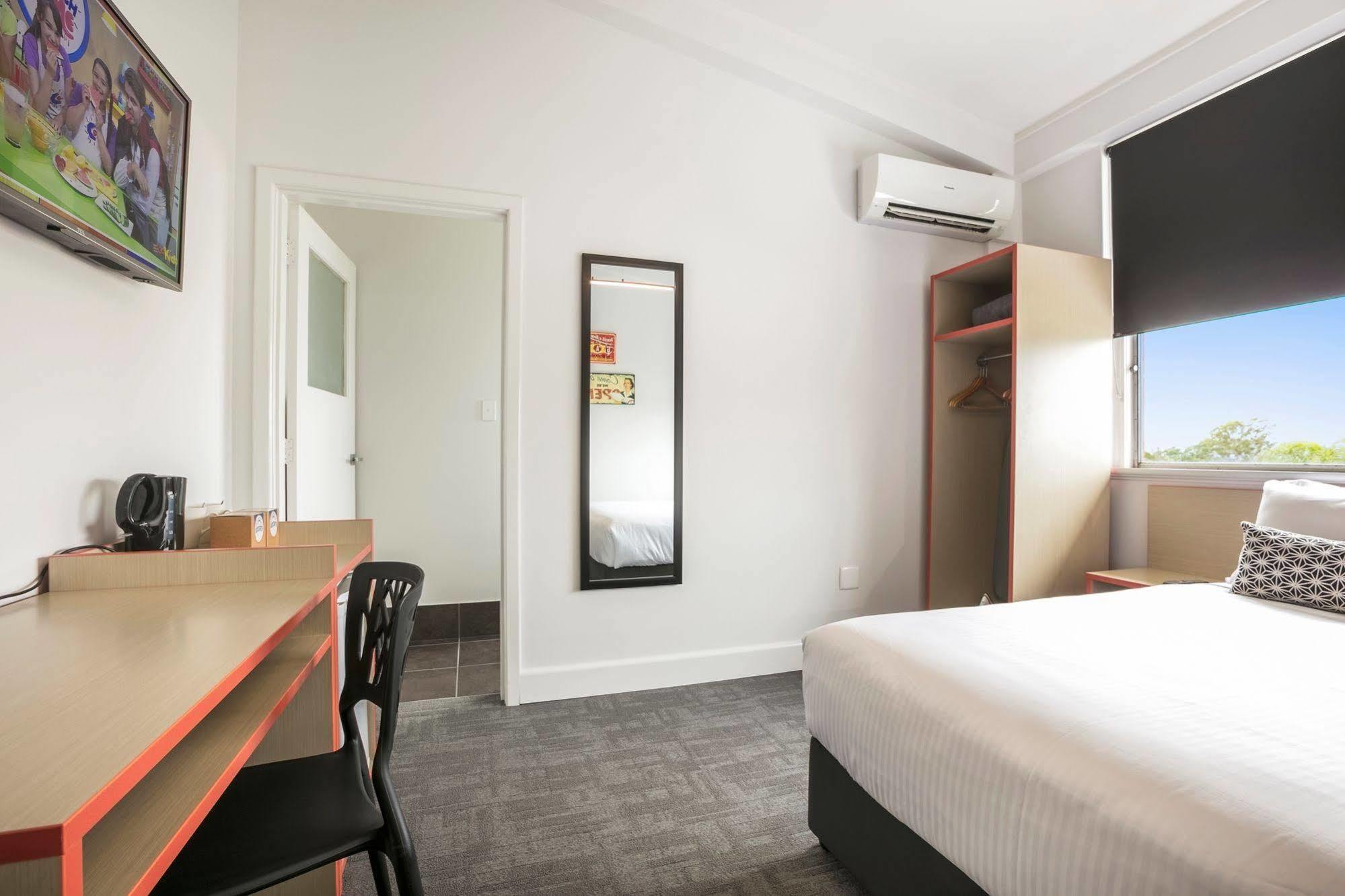ไนท์แคป แอท แคมป์ ฮิลล์ โฮเต็ล Hotel บริสเบน ภายนอก รูปภาพ